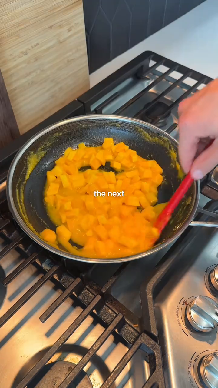 TikTok video: Realistic mango pastries 🥭🍰 #food #cooking #recipe #fruitpastries #fyp